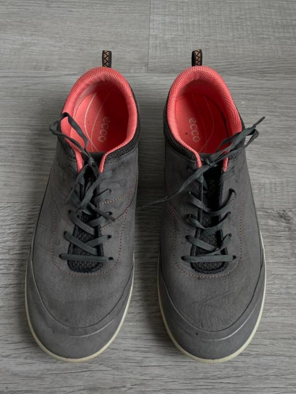 ECCO Women's Grey and Black Shoes